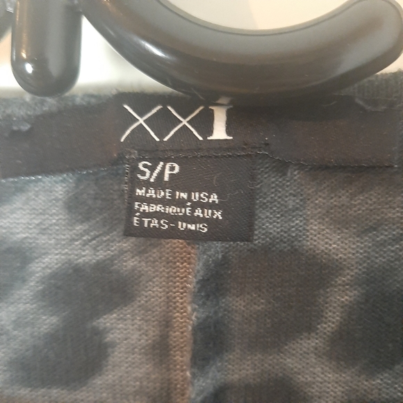 forever 21 animal print top - Picture 5 of 9